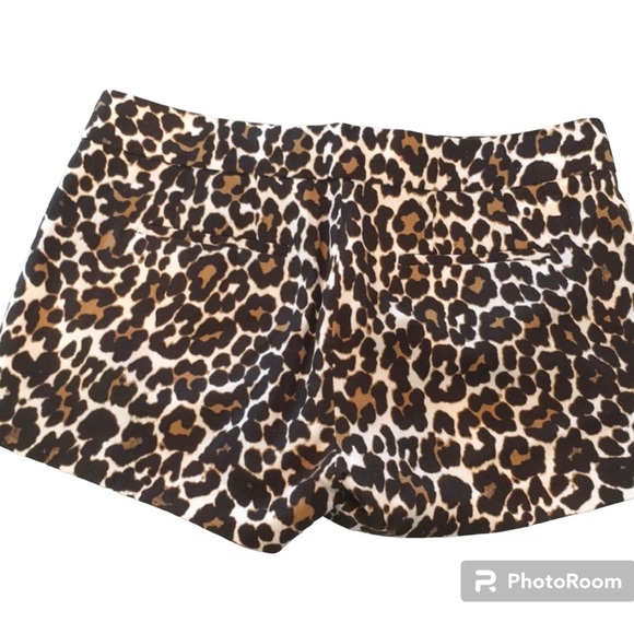 J.crew Factory basket weave Leopards cotton shorts. Size 00 - Picture 2 of 10